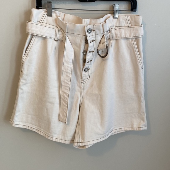 Free People Cindy Utility High Waisted Shorts Cream - Picture 3 of 7